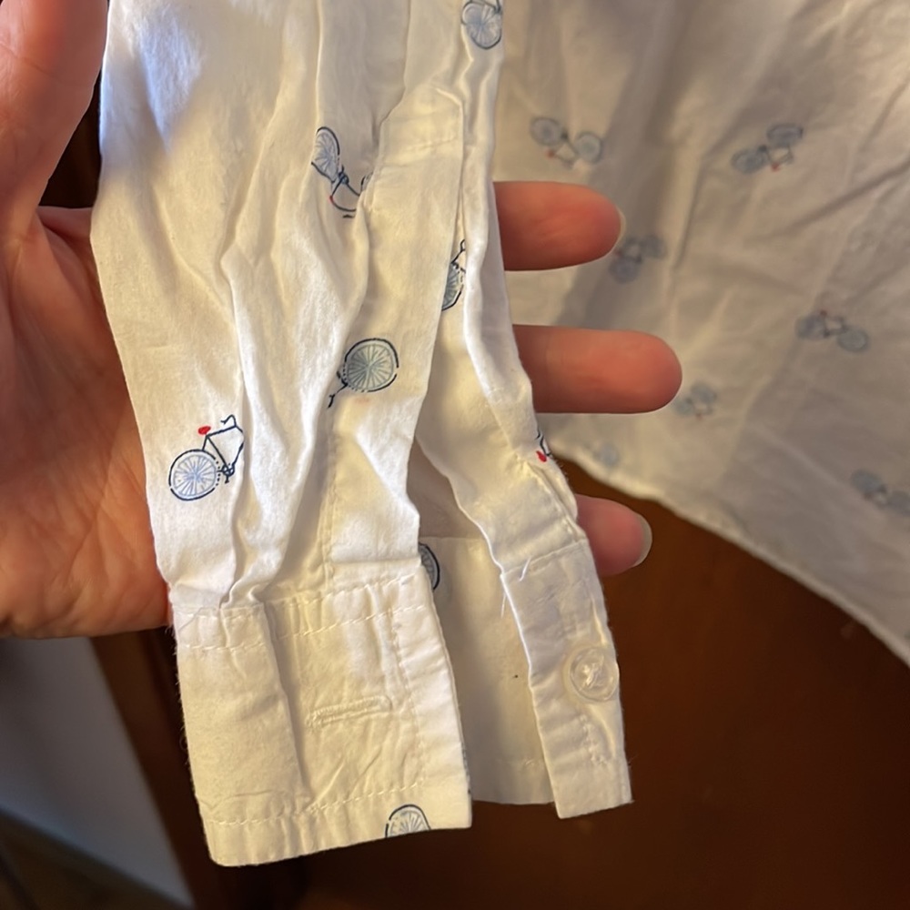 Old Navy vintage white bicycle print shirt blouse - Picture 7 of 8